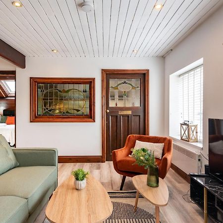 Madison House - Converted Church 5 Bed Pontypool Εξωτερικό φωτογραφία